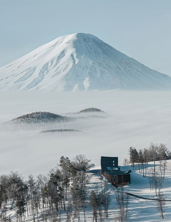 not-a-hotel-rusutsu-snohetta-progetto-montagna-hokkaido-giappone