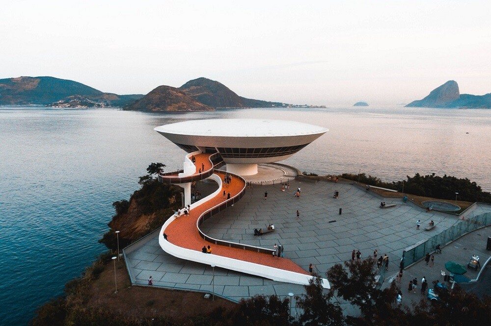 musei-darte-brasile-niemayer-niteroi