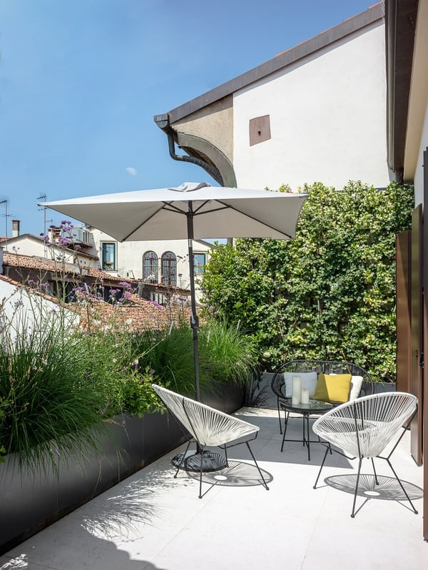 arredare-balcone-con-stile-e-design