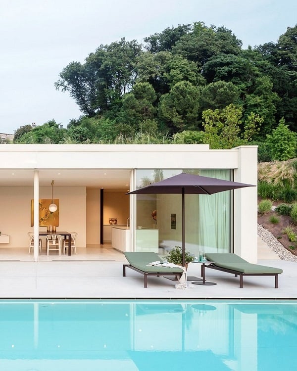 outdoor-colore-bianco-villa-design-moderno