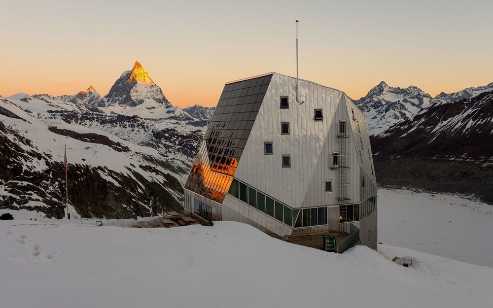 rifugio-di-montagna-monte-rosa