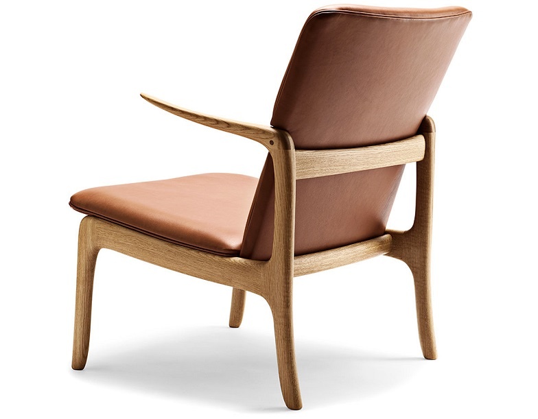 Poltrona-in-stile-nordico-consigli-e-idee-per-scegliere-quella-giusta-ow124-beak-chair-carl-hansen-AD-Dal-Pozzo.jpg