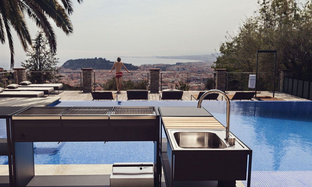 cucina per esterno zona piscina