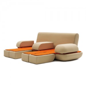 DYNAMIC LIFE Divano di design trasformabile in chaise longue e letto. Imbottitura in poliuretano espanso e ovatta poliestere, lavabile e ultra resistente.