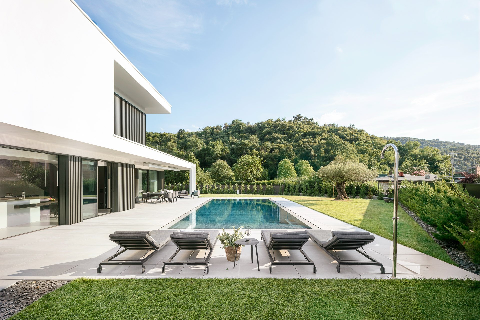 connessione_indoor_outdoor_ad_dal_pozzo_vegetazione