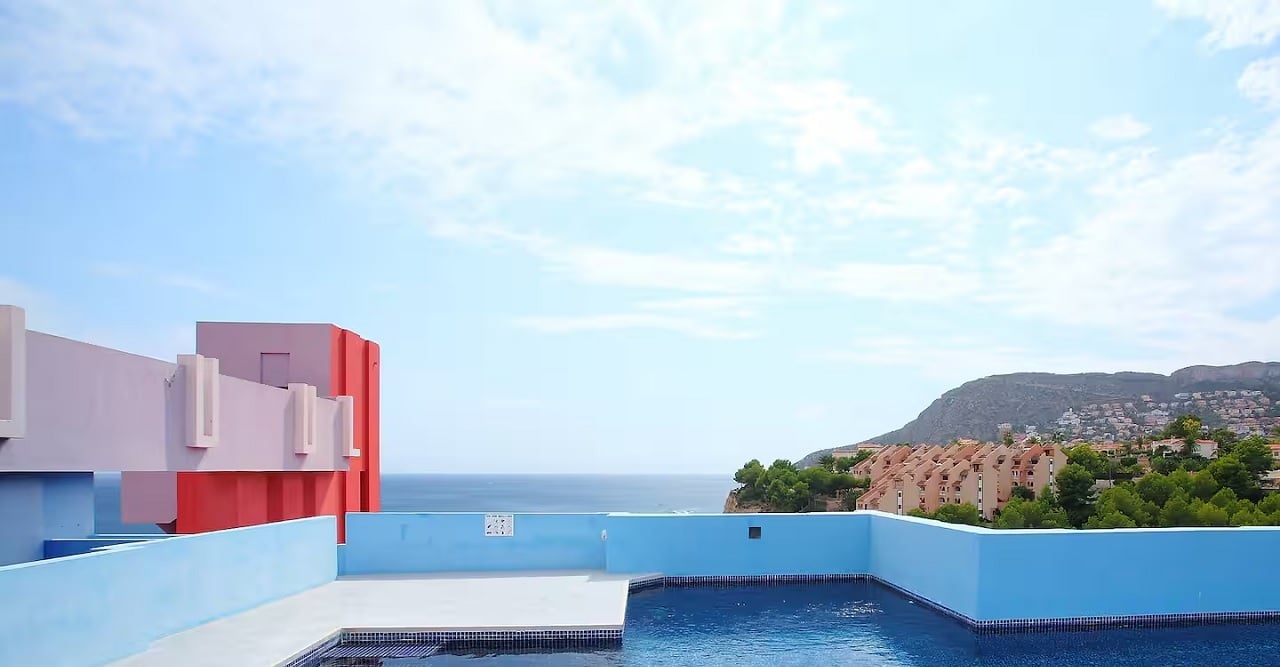 affitto-case-famose-ricardo-bofill-la-muralla-roja-slider